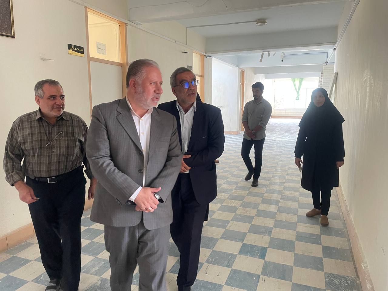 بازدید میدانی فرماندار خوی از روند بازسازی آموزشکده فنی مهدیه
