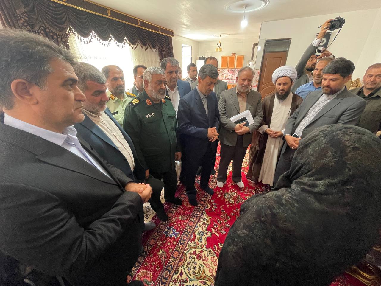 بازدید رئیس بنیاد مستضعفان از روند بازسازی مناطق زلزله شهرستان خوی