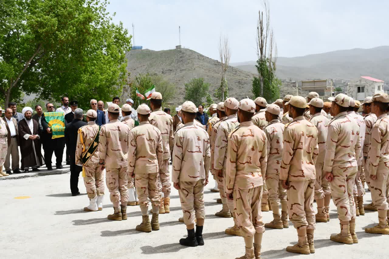 برگزاری جشن دهه کرامت با حضور خدام بارگاه رضوی در شهر قطور
