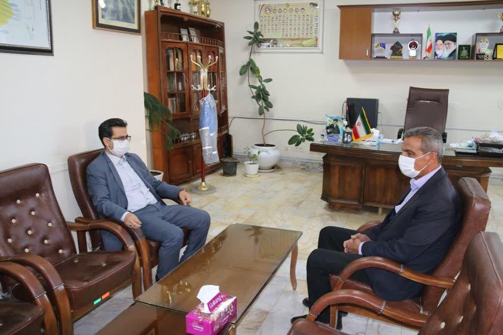 بازدید سرزده سرپرست معاونت استانداری و فرمانداری ویژه شهرستان خوی از ادارات