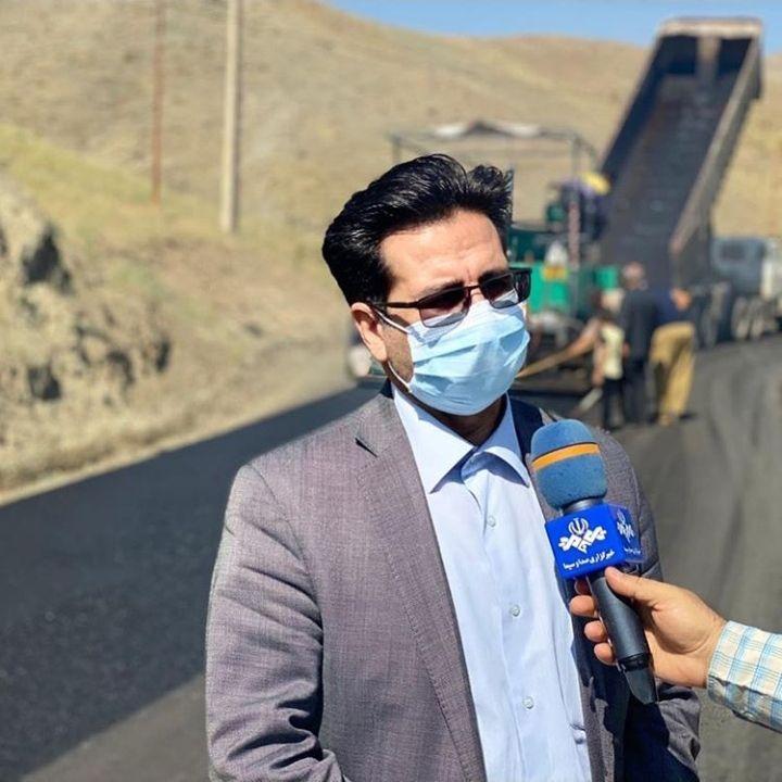 سرپرست فرمانداری شهرستان خوی از اجرای 83 کیلومتر آسفالت و روکش در راه های فرعی و اصلی این شهرستان خبر داد