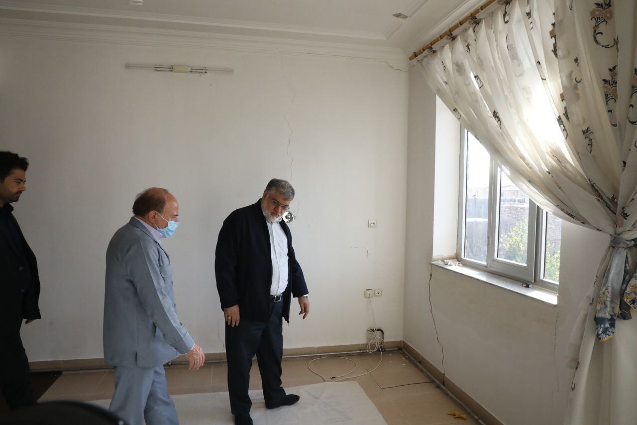 آلبوم تصویری / بازدید رییس سازمان مدیریت بحران کشور و استاندار آذربایجان غربی از مناطق زلزله زده شهرستان خوی