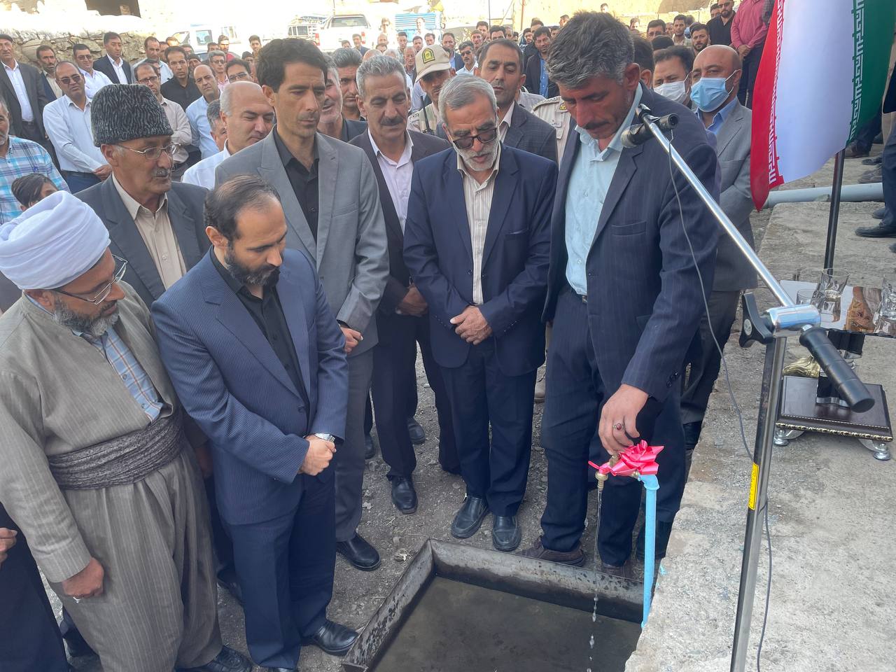 افتتاح و کلنگ زنی 12 طرح عمرانی، کشاورزی و آموزشی در شهرستان خوی