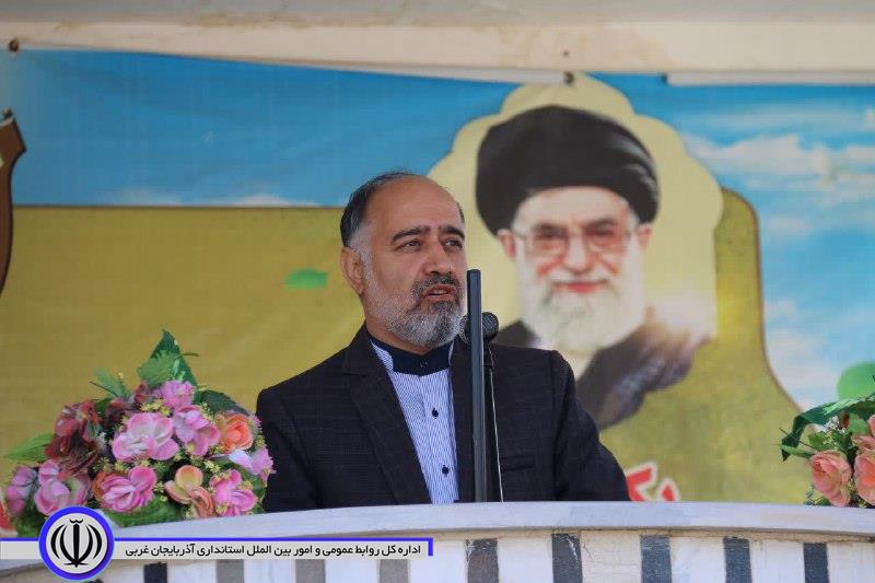 برگزاری صبحگاه مشترک نیروهای مسلح بمناسبت هفته نیروی انتظامی در شهرستان خوی