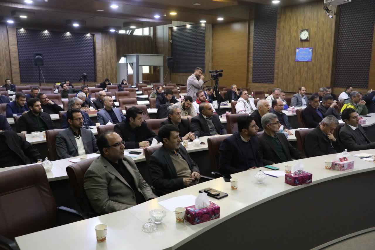 آلبوم تصویری/ برگزاری جلسه مدیریت بحران شهرستان خوی به ریاست استاندار آذربایجانغربی