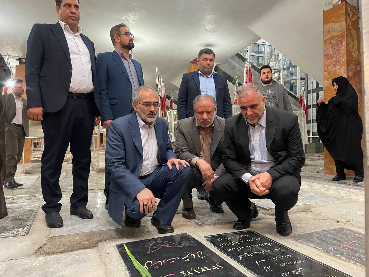 با استقبال فرماندار ویژه خوی، معاون امور مجلس رییس جمهور وارد خوی شد