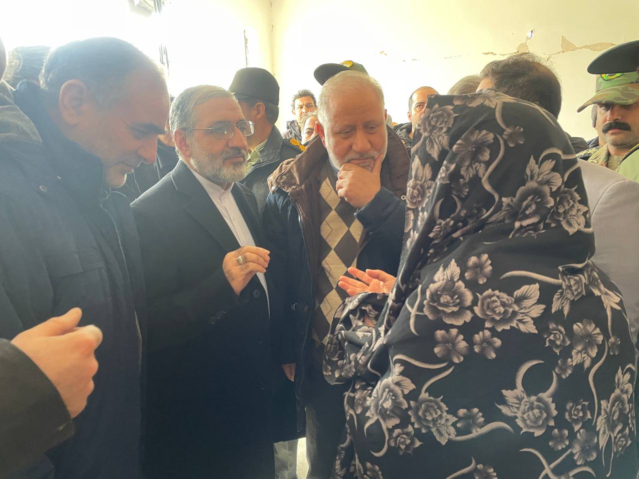 آلبوم تصویری/ بازدید رئیس دفتر رئیس جمهور از مناطق زلزله زده شهرستان خوی