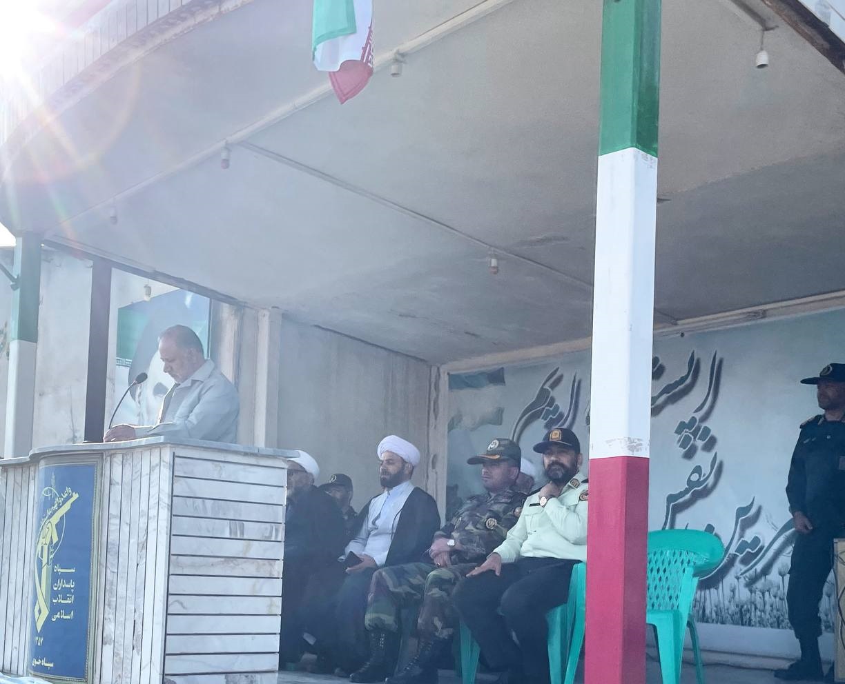 برگزاری مراسم صبحگاه مشترک نیروهای مسلح خوی