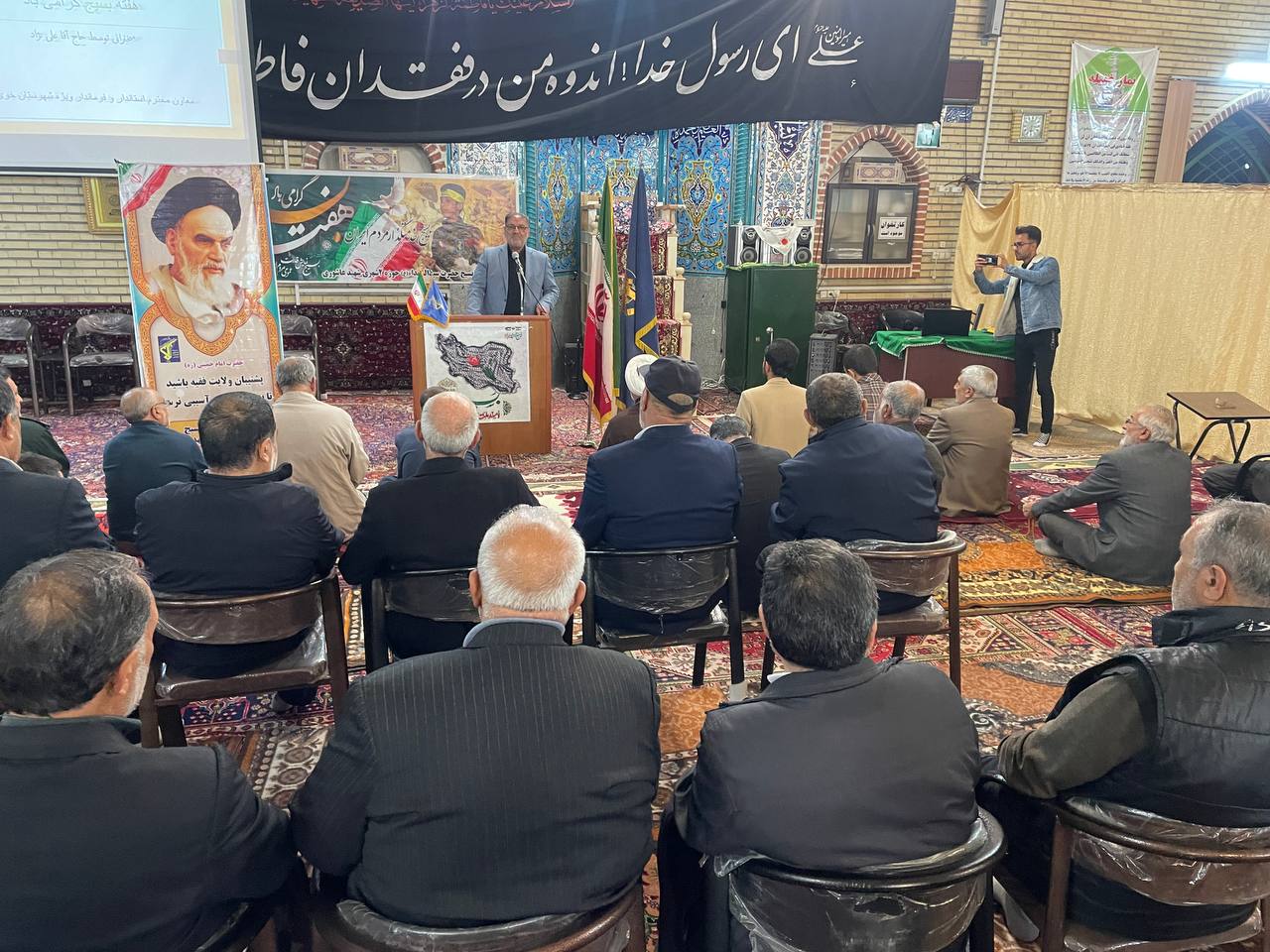 برگزاری مراسم گرامیداشت هفته بسیج در مسجد امام جعفرصادق (ع)