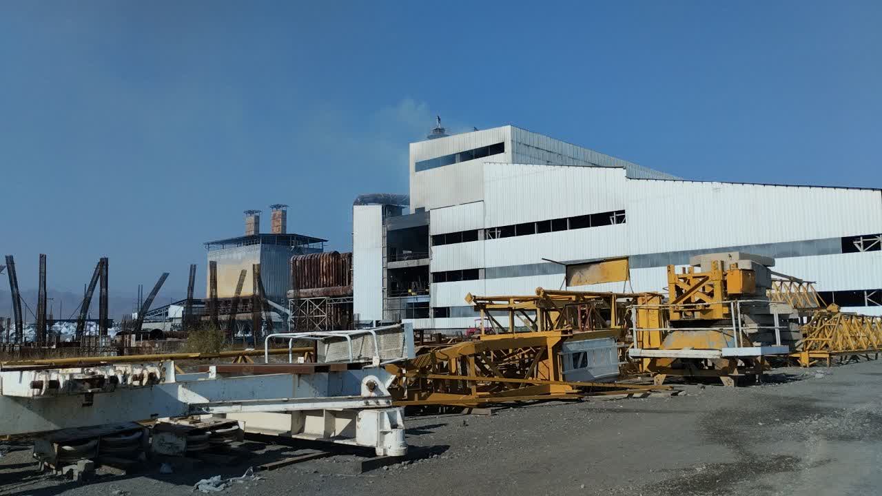 بازدید معاون وزارت صمت از واحدهای تولیدی شهرستان خوی