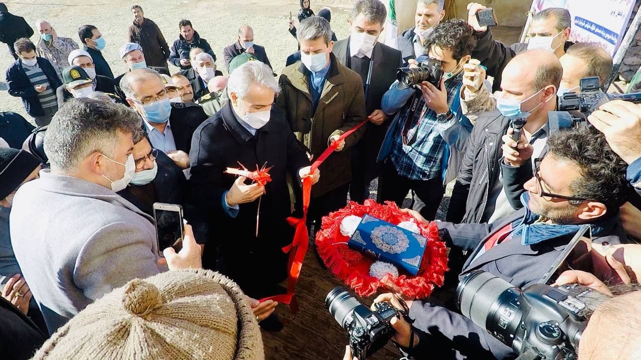 سفر محمدباقر نوبخت معاون رئیس جمهور و رئیس سازمان برنامه و بودجه کشور به شهرستان خوی