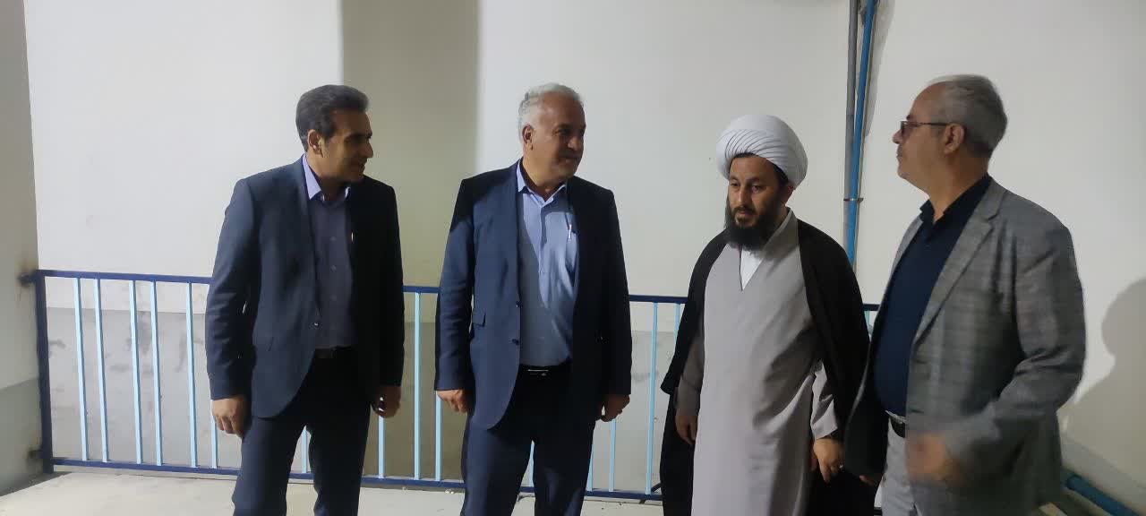 بازدید امام جمعه و فرماندار خوی از شرکت آب و فاضلاب در هفته صرفهجویی