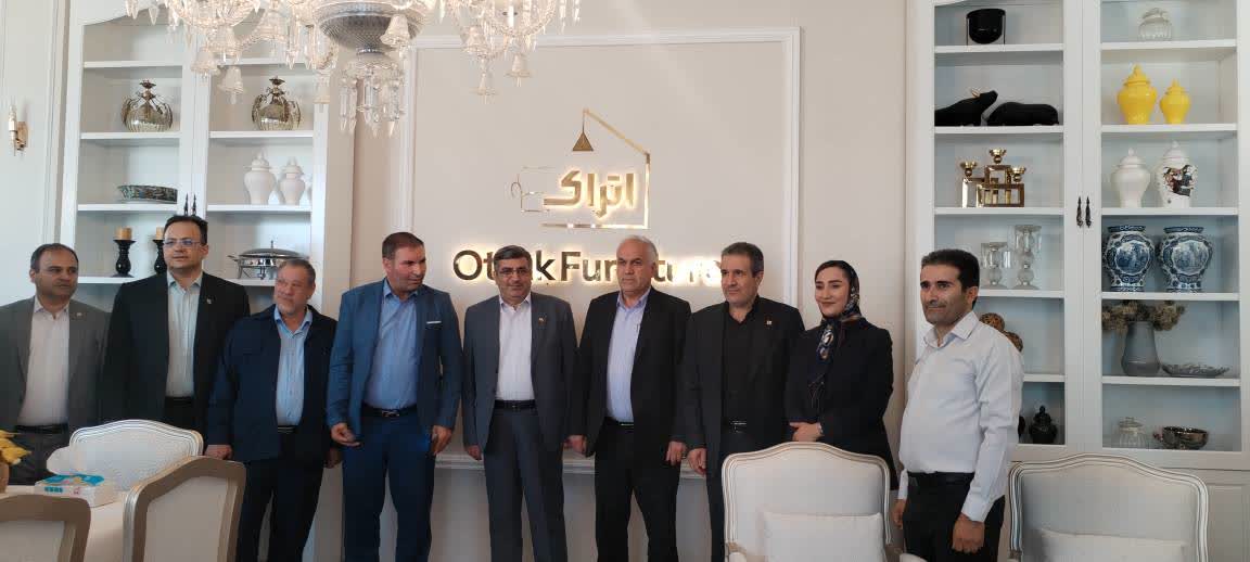 سفر معاون وزیر و مدیرعامل سازمان صنایع کوچک و شهرکهای صنعتی ایران به شهرستان خوی