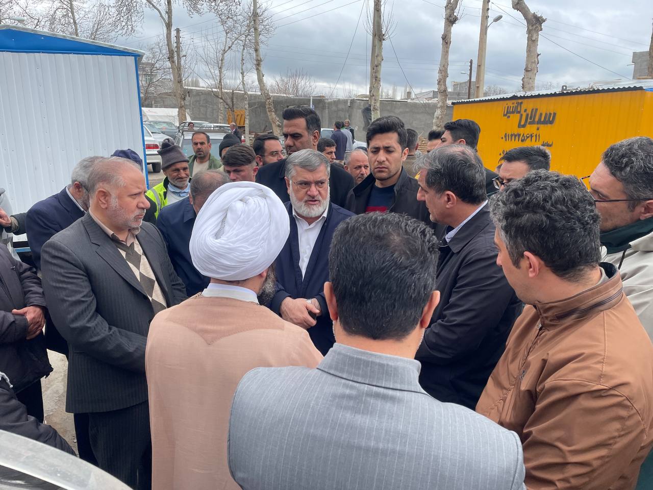 بازدید میدانی استاندار آذربایجانغربی از روند بازسازی مناطق زلزلهزده شهر فیرورق