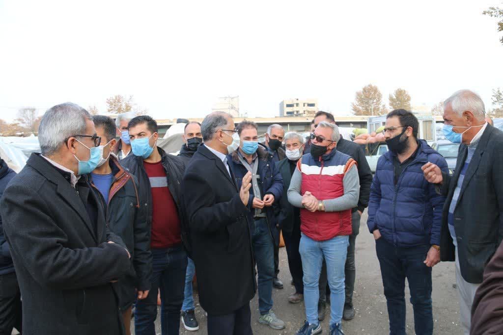 بازدید فرماندار شهرستان خوی از نحوه اجرای پروتکلهای بهداشتی در میدان خشکبار