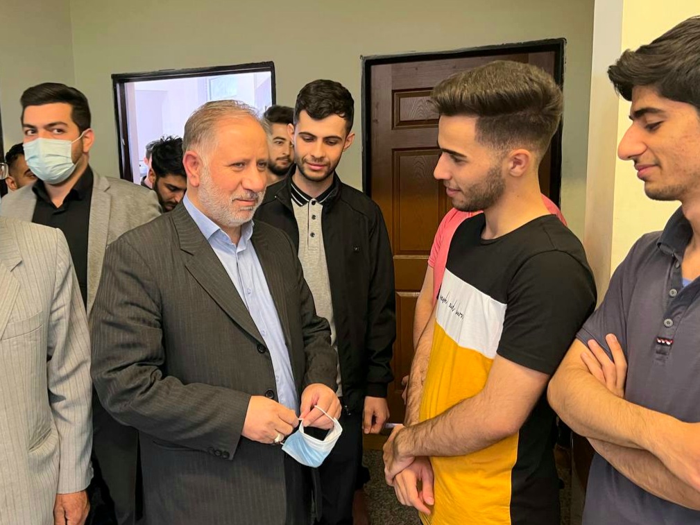 بازدید فرماندار شهرستان خوی از خوابگاه دانشجویی دانشکده پرستاری خوی