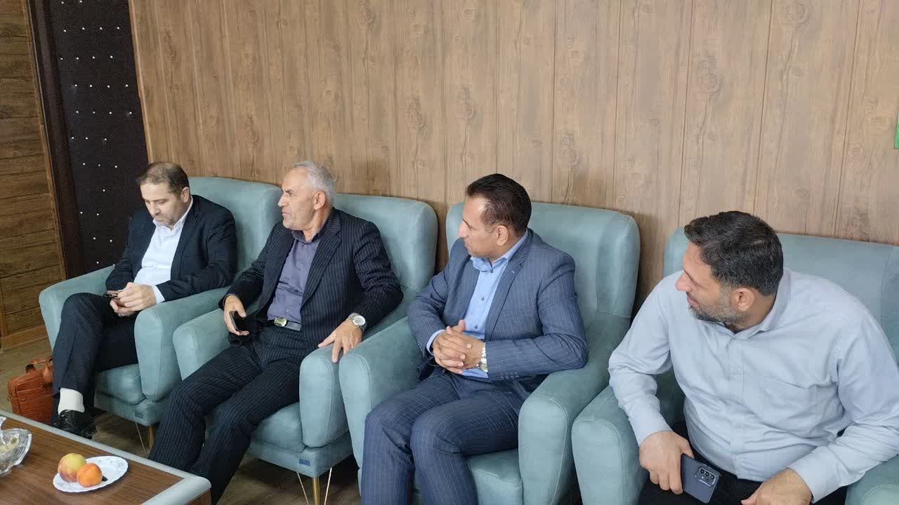 دیدار معاون امور مجلس و استانهای وزارت ورزش و جوانان با فرماندار ویژه شهرستان خوی