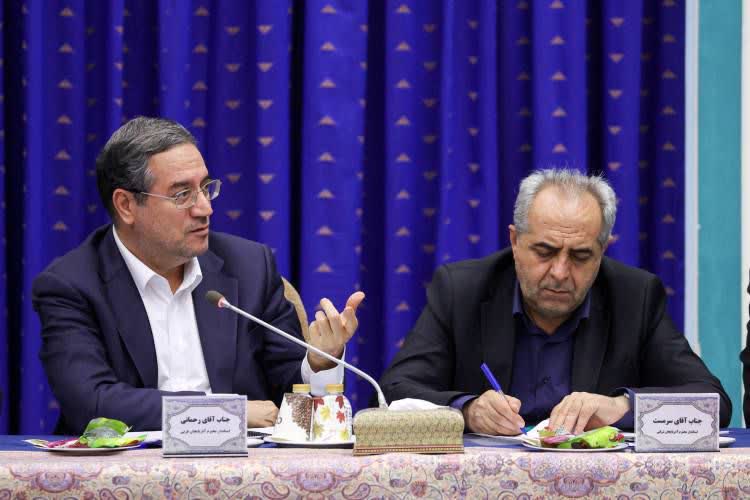 برگزاری نشست بهرهبرداری حداکثری از ظرفیتهای اقتصادی استانهای مرزی