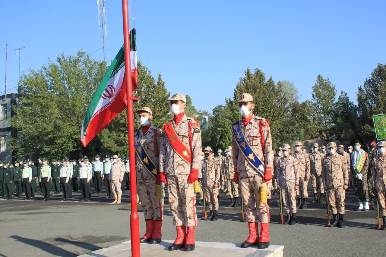 برگزاری صبحگاه مشترک نیروهای مسلح بمناسبت هفته دفاع مقدس در شهرستان خوی