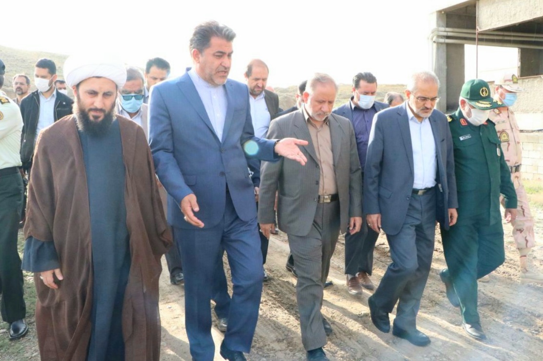 بازدید معاون پارلمانی رئیس جمهور از بیمارستان آیت الله خویی