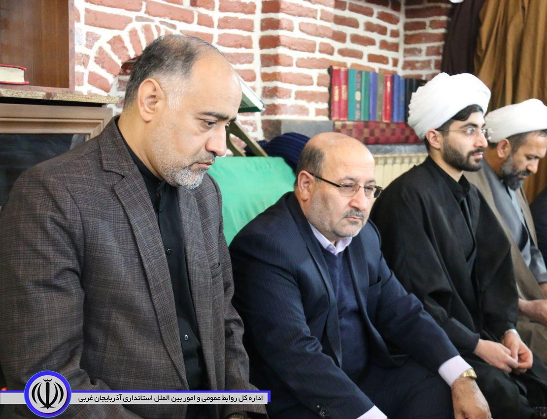 برگزاری مراسم گرامیداشت یاد و خاطره شهدای سانحه سقوط هواپیما با حضور معاون سیاسی، امنیتی و اجتماعی استاندار آذربایجان غربی و فرماندار شهرستان خوی