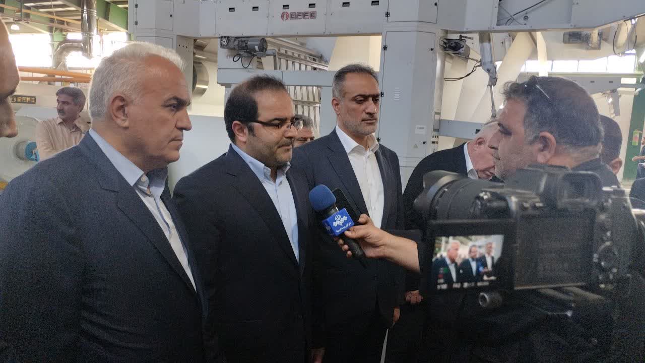 بازدید معاون وزارت صمت از واحدهای تولیدی شهرستان خوی