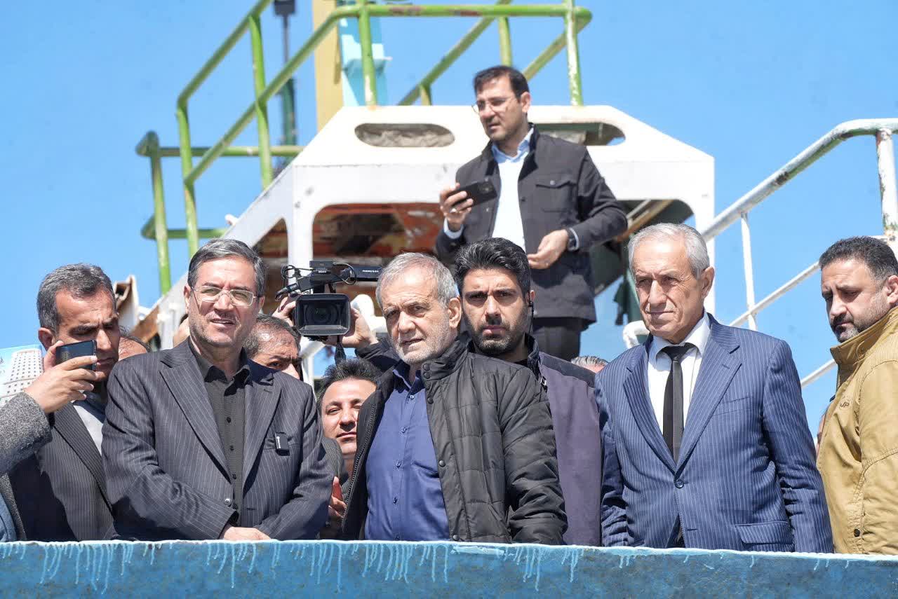 بازدید رییسجمهور پزشکیان از دریاچه ارومیه