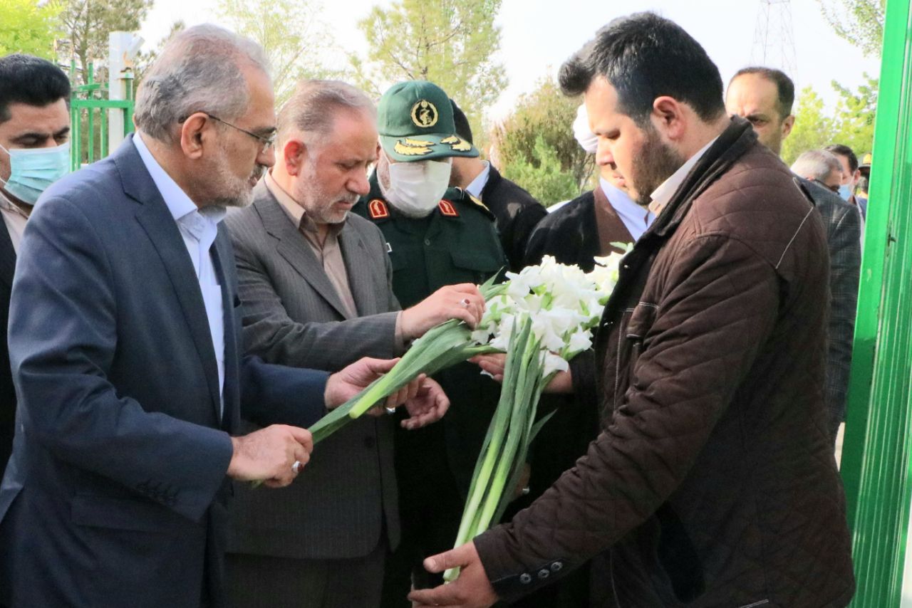 معاون رئیس جمهور وارد خوی شد