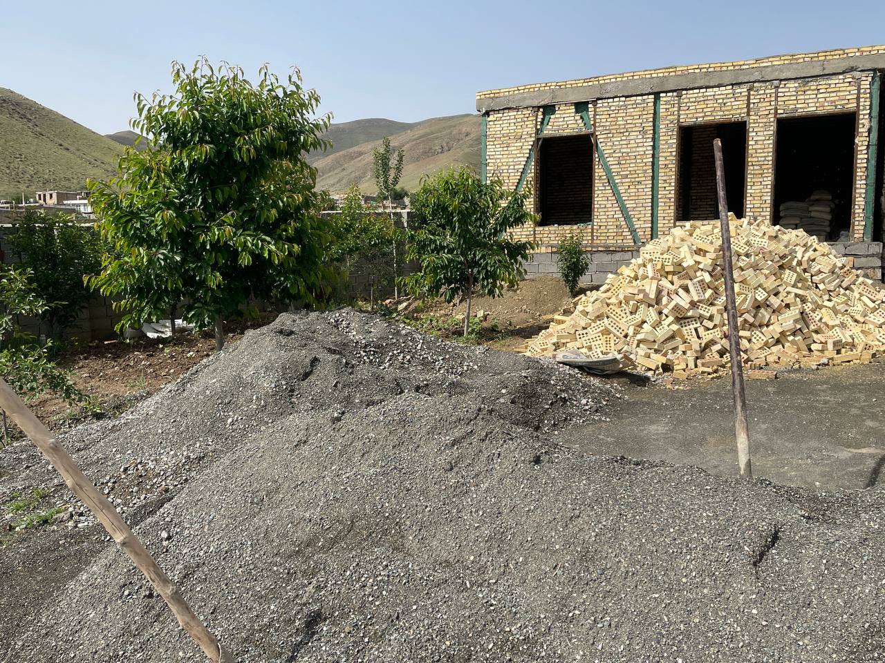 مدیریت انقلابی و بازسازی جهادی مناطق زلزله زده روستای وار