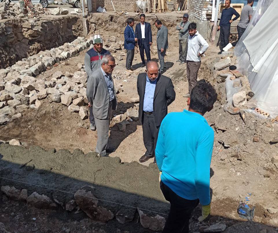بررسی پیشرفت کار بازسازی روستای وار