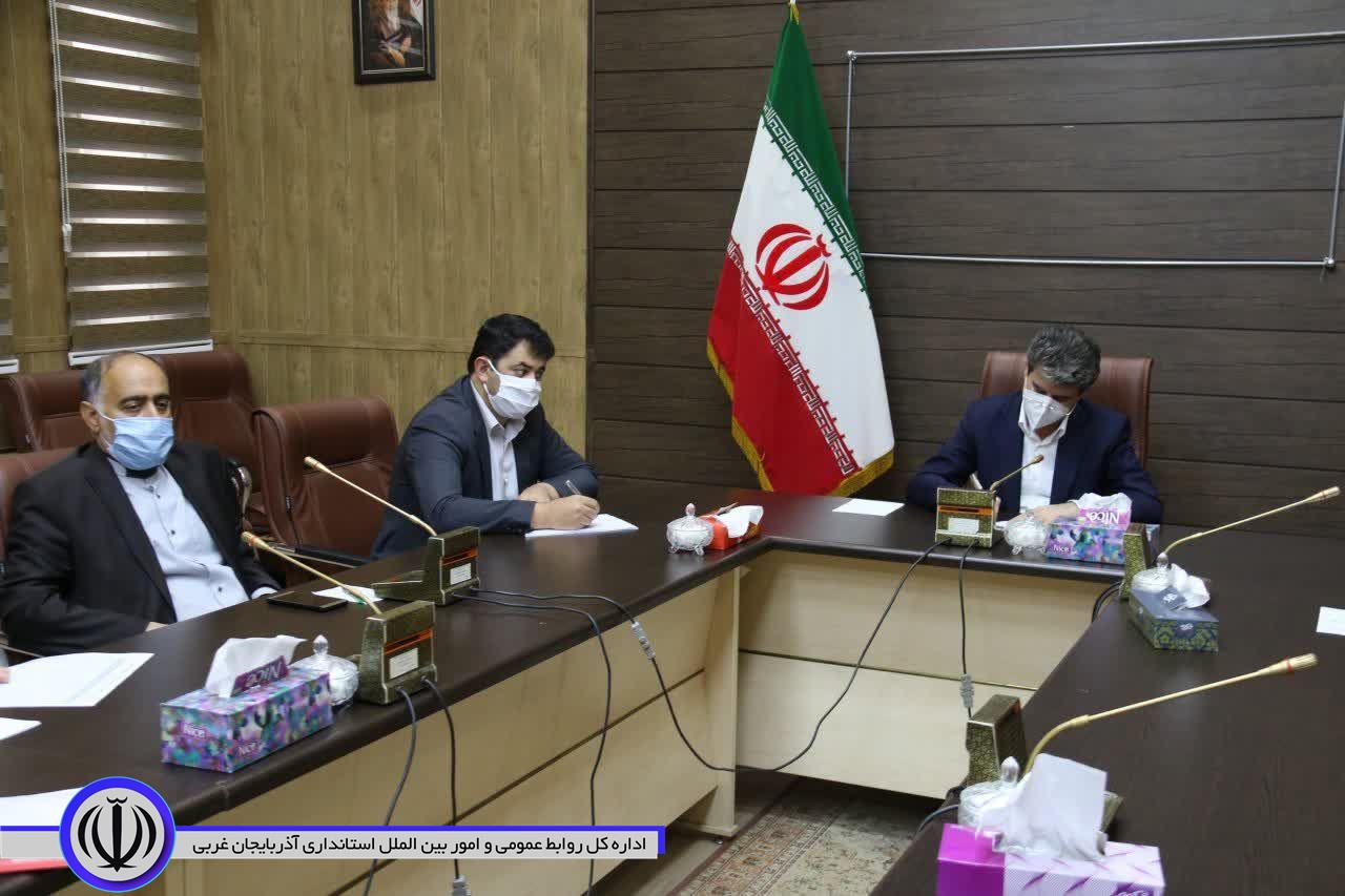 استاندار آذربایجان غربی: آوار برداری واحدهای مسکونی خسارت دیده از زلزله قطور تا پایان اردیبهشت باید به اتمام برسد/ پیش از شروع فصل سرما بازسازی واحدها باید تمام بشود