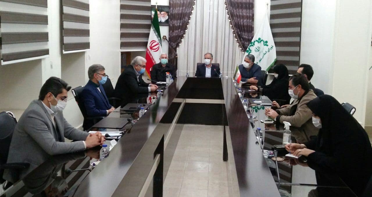 برگزاری جلسه شورای اسلامی شهر با حضور معاون استاندار و فرماندار شهرستان خوی با محوریت بررسی مسائل و مشکلات شهری