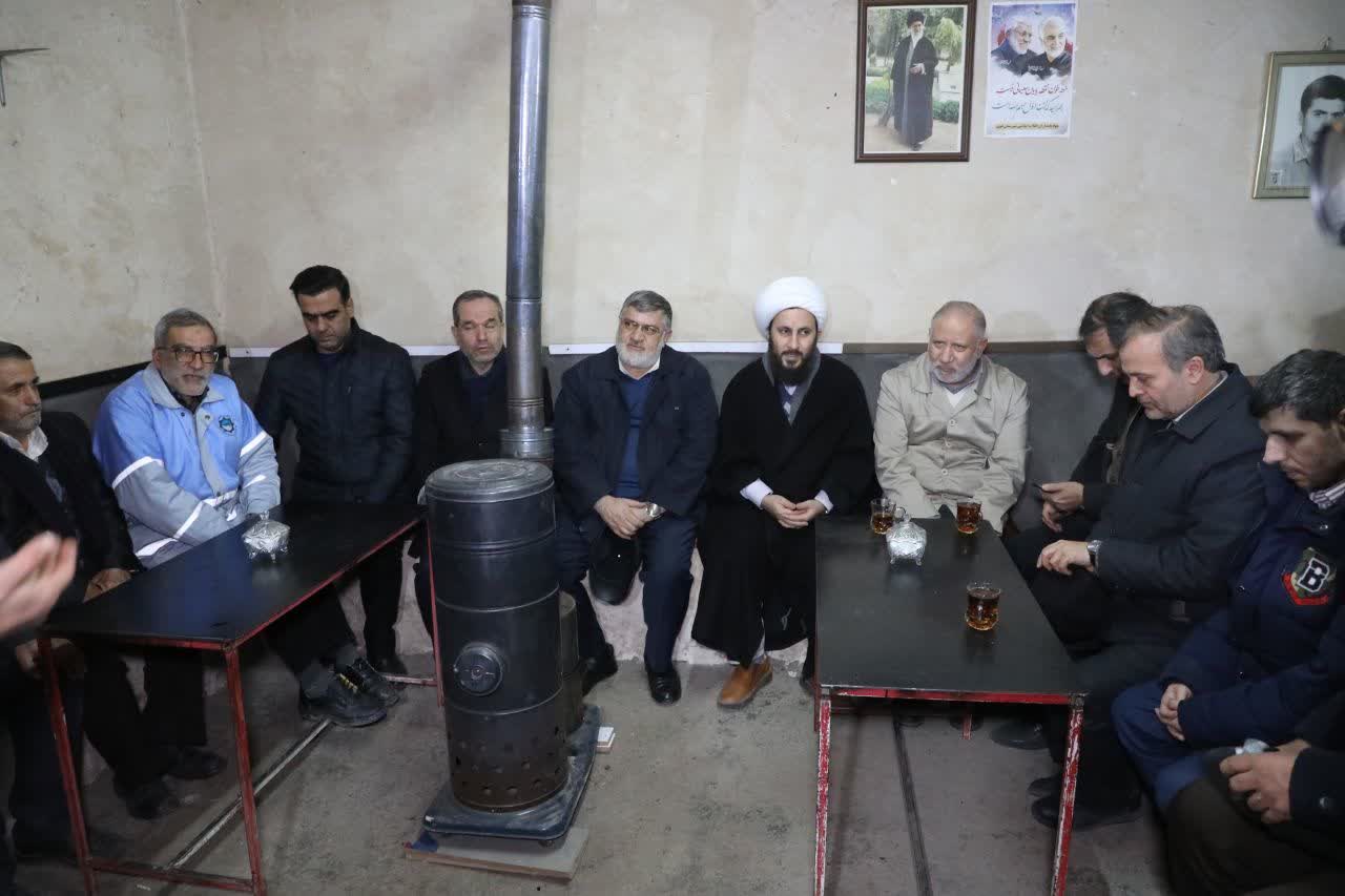 آلبوم تصویری/ بازدید شبانه استاندار آذربایجانغربی از مناطق زلزله زده روستای میری کندی خوی
