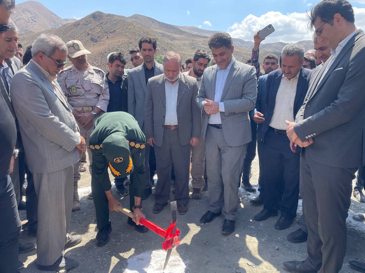 24طرح عمرانی، خدماتی و تولیدی در خوی افتتاح و کلنگ زنی شد