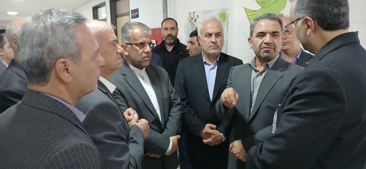 بازدید معاون وزیر آموزش و پرورش از آموزشگاه غیر دولتی شهید جعفری زاده