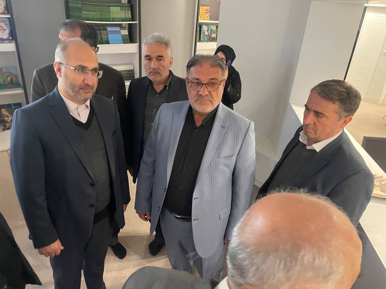 بررسی روند خدمات رسانی دستگاههای اجرایی خوی