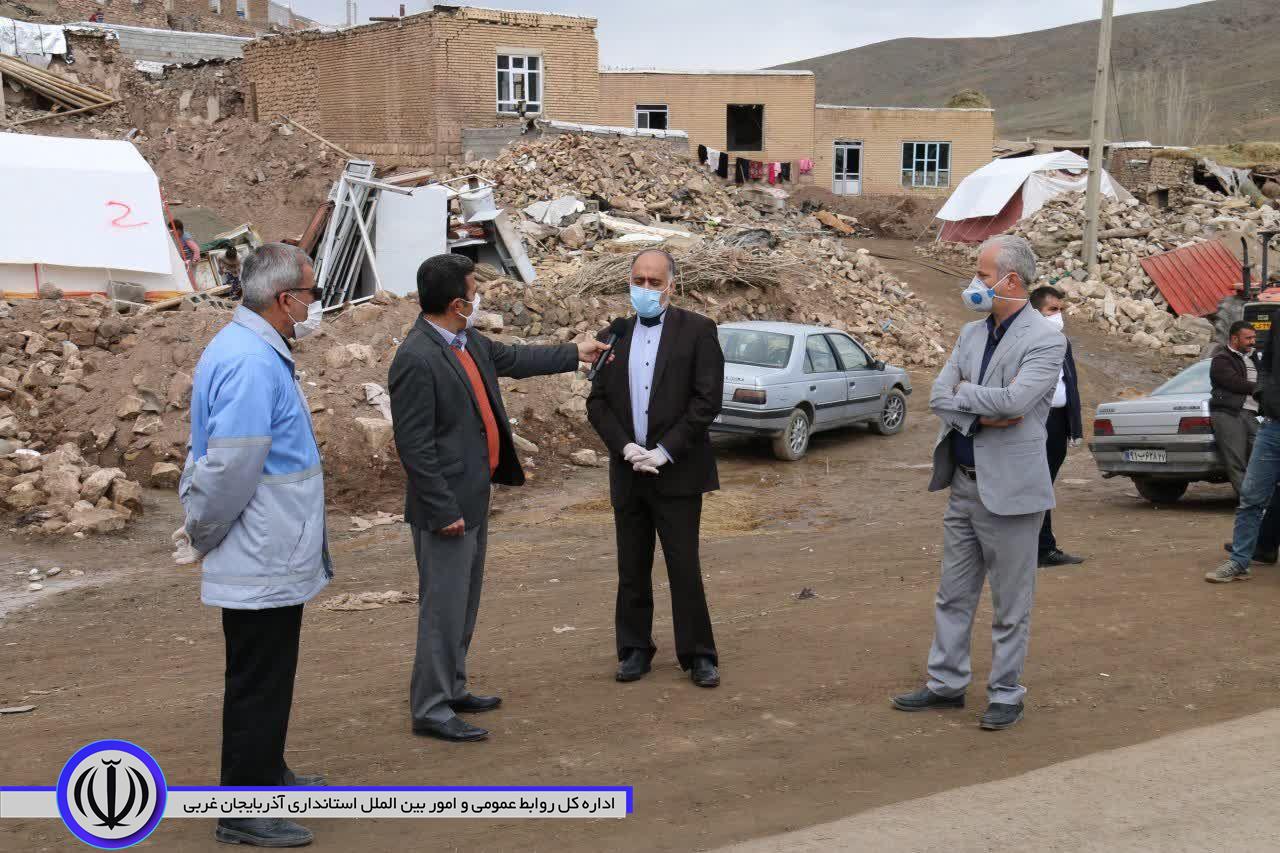 بازدید فرماندار شهرستان خوی از مناطق زلزله زده بخش قطور