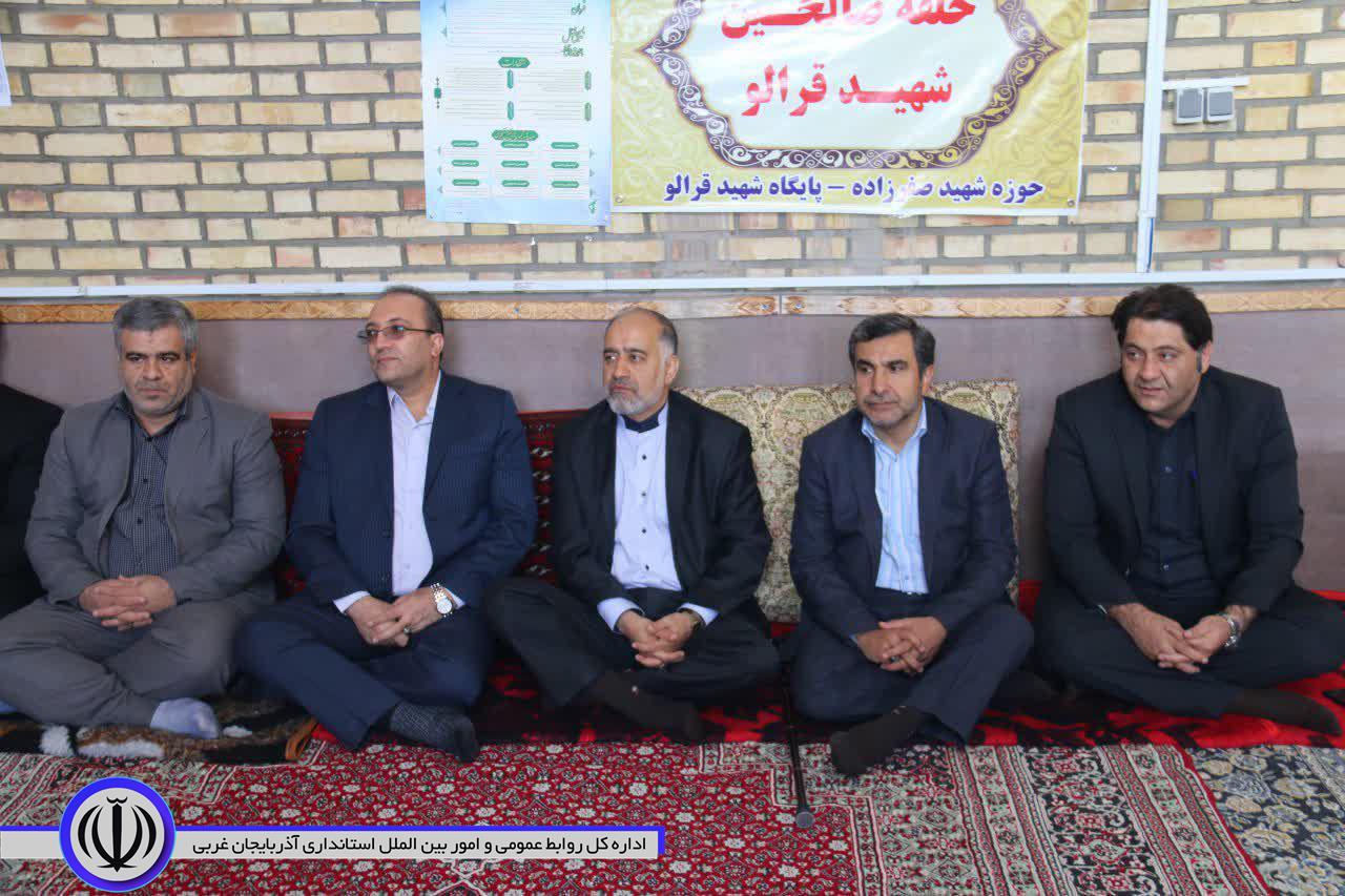 کلنگ زنی آسفالت راه روستای خانقاه بخش مرکزی شهرستان خوی