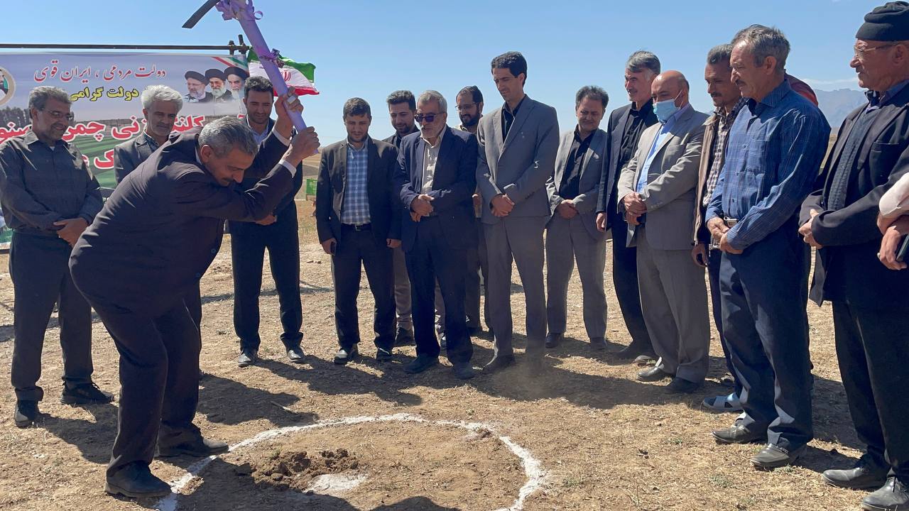 افتتاح و کلنگ زنی 12 طرح عمرانی، کشاورزی و آموزشی در شهرستان خوی