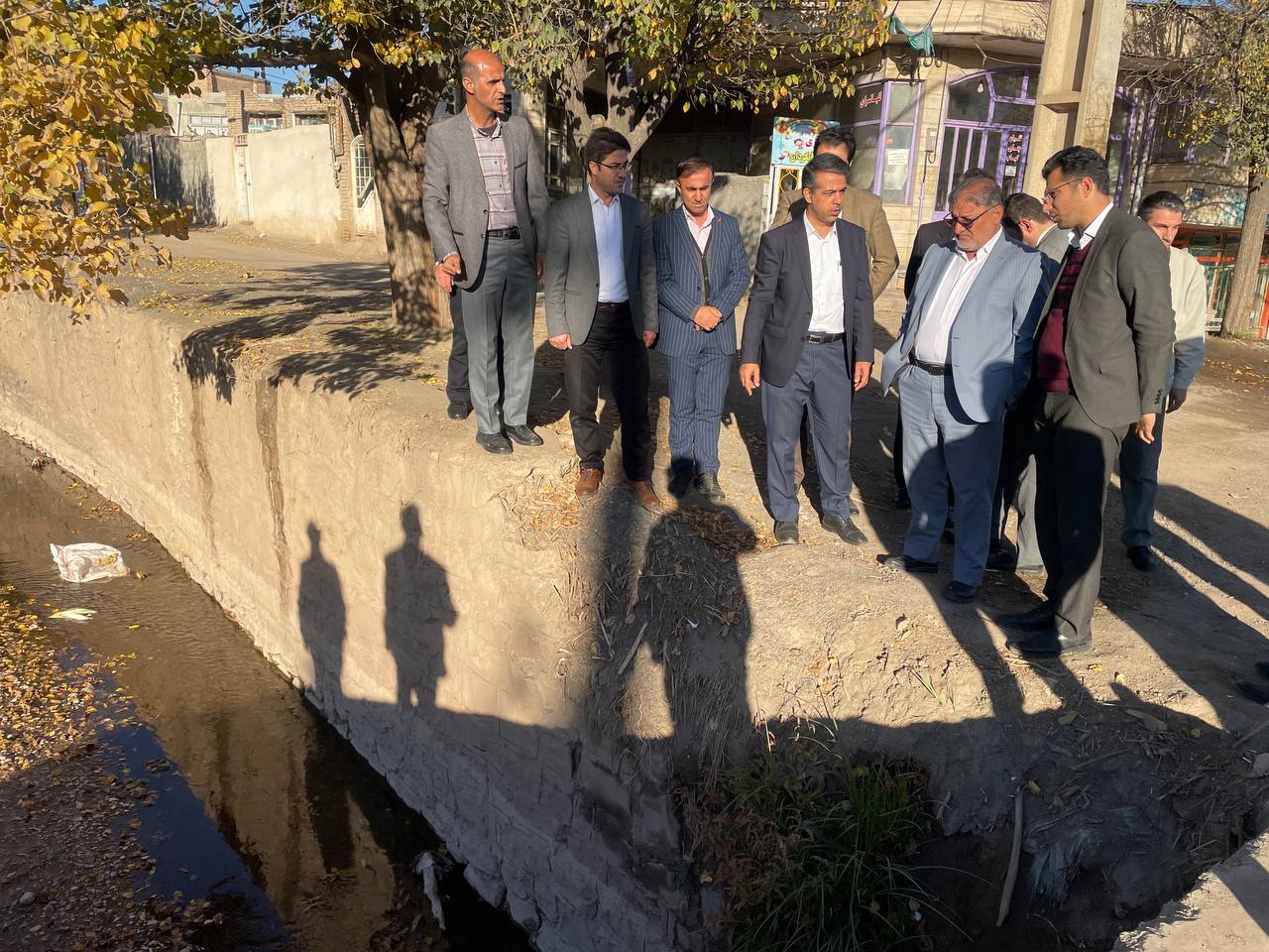 بررسی مسایل و مشکلات روستای گوهران
