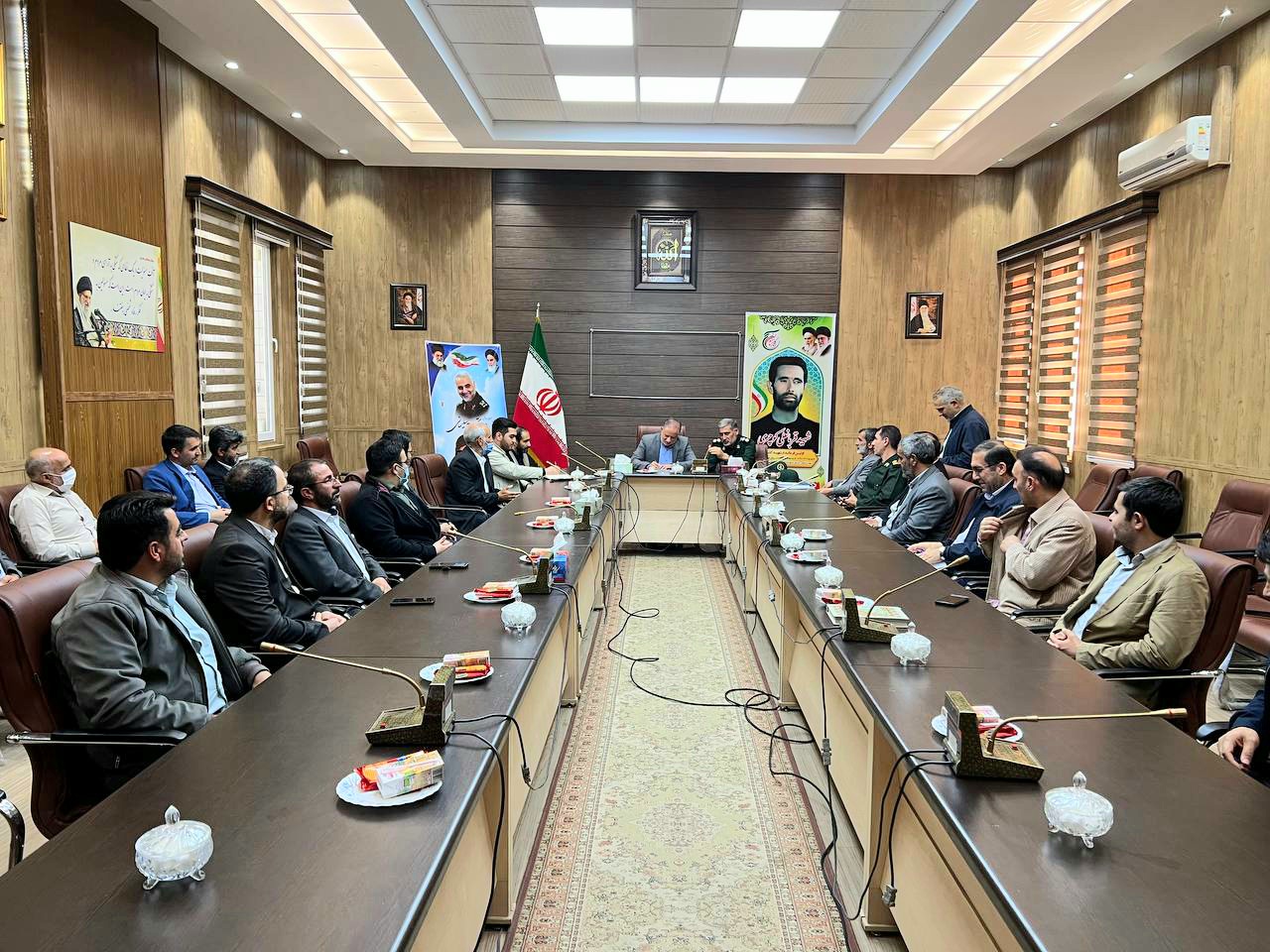 نشست مشورتی فرماندار ویژه شهرستان خوی با فرماندهان حوزه های مقاومت بسیج محلات