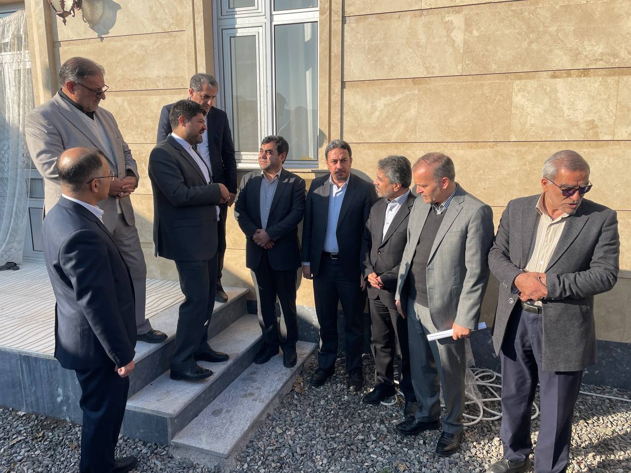 بازدید میدانی رییس هیات عامل صندوق بیمه حوادث طبیعی ساختمان از مناطق زلزله زده خوی