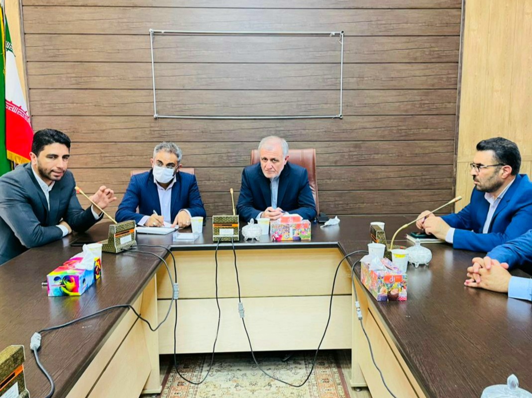 دیدار معاون توسعه مدیریت و منابع استاندار آذربایجانغربی با کارکنان حوزه وزارت کشور در شهرستان خوی
