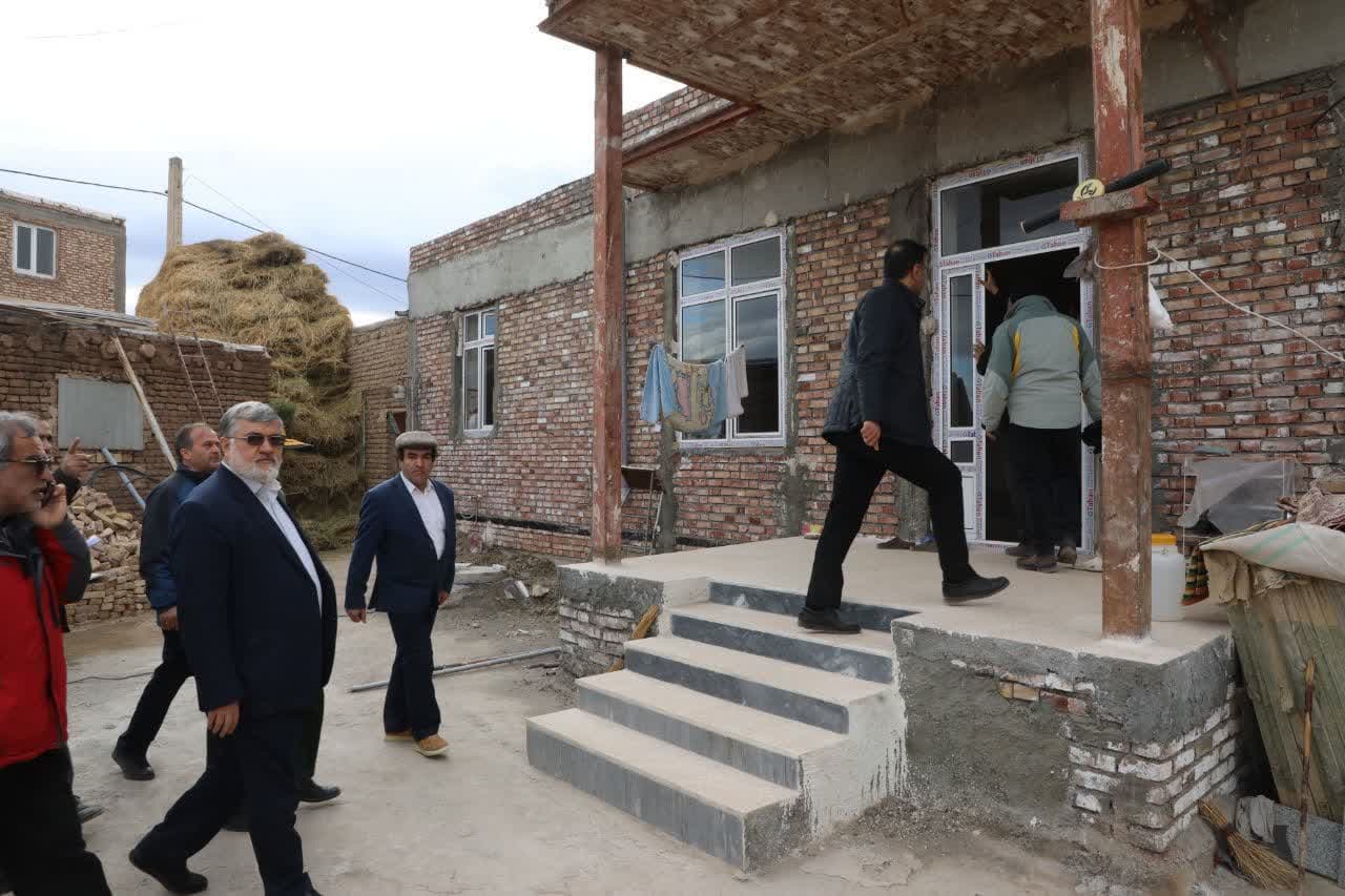 آلبوم تصویری / بازدید استاندار آذربایجانغربی از روند بازسازی مناطق زلزله زده شهرستان خوی