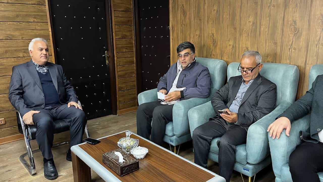 پرستاری شغل نیست، ایثارگری است