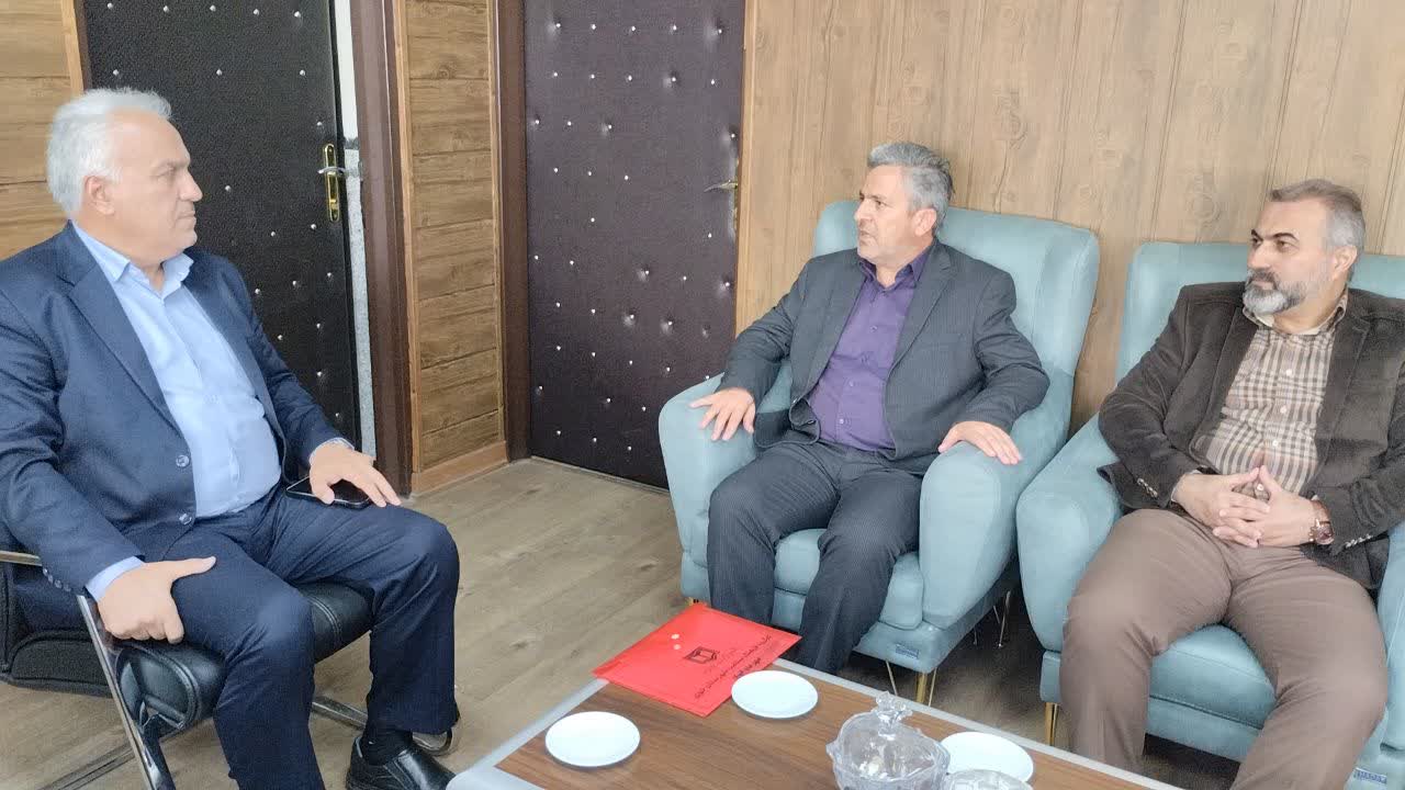 خدمات بیمه سلامت باید به تمام اقشار جامعه بهویژه اقشار کمدرآمد گسترش یابد