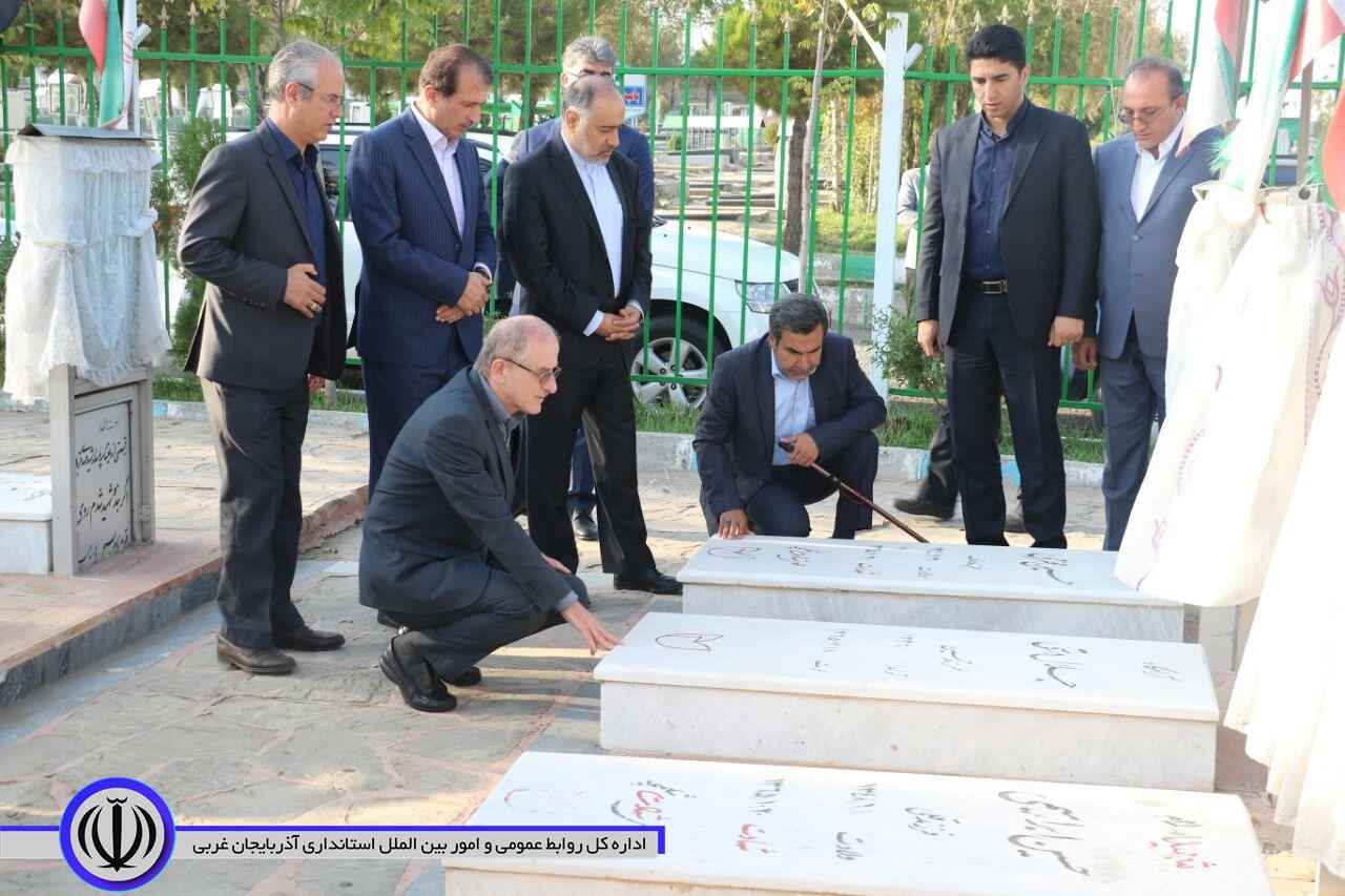سفر معاون وزیر راه و شهرسازی و رئیس سازمان راهداری و حمل و نقل جاده ای کشور و رئیس کل گمرک کشور به شهرستان خوی