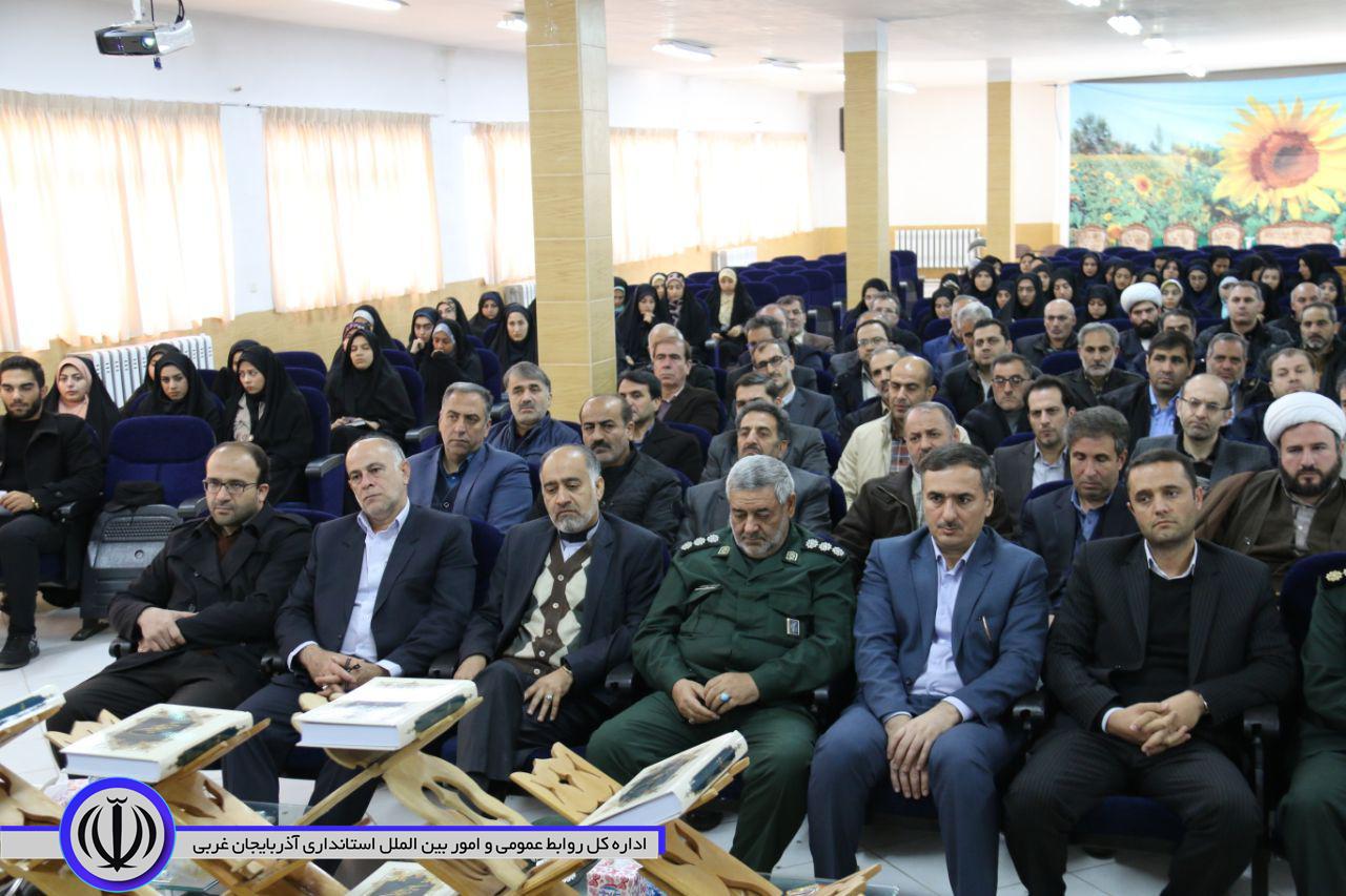 حضور فرماندار شهرستان خوی در جمع دانشجویان بمناسبت هفته بسیج