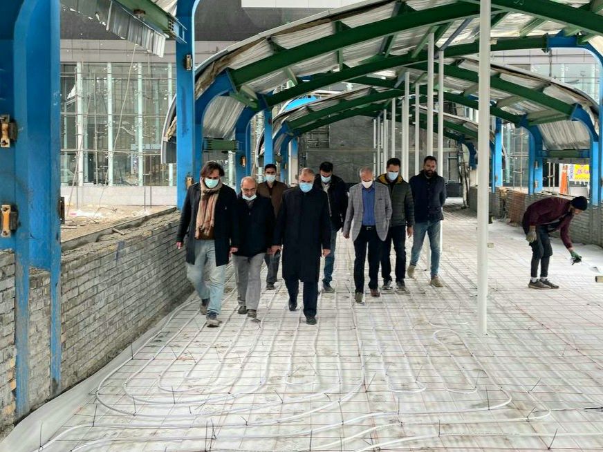 بازدید فرماندار ویژه شهرستان خوی از ساختمان پایانه مرزی در حال احداث رازی
