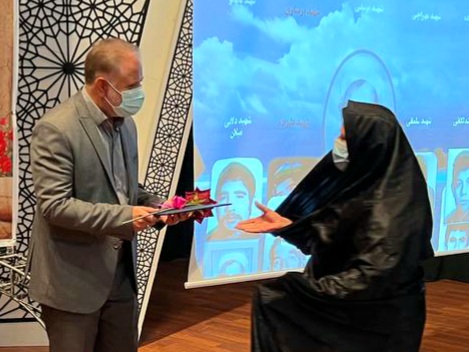 برگزاری همایش بزرگداشت هفته کار و کارگر و بسیج کارگری شهرستان خوی